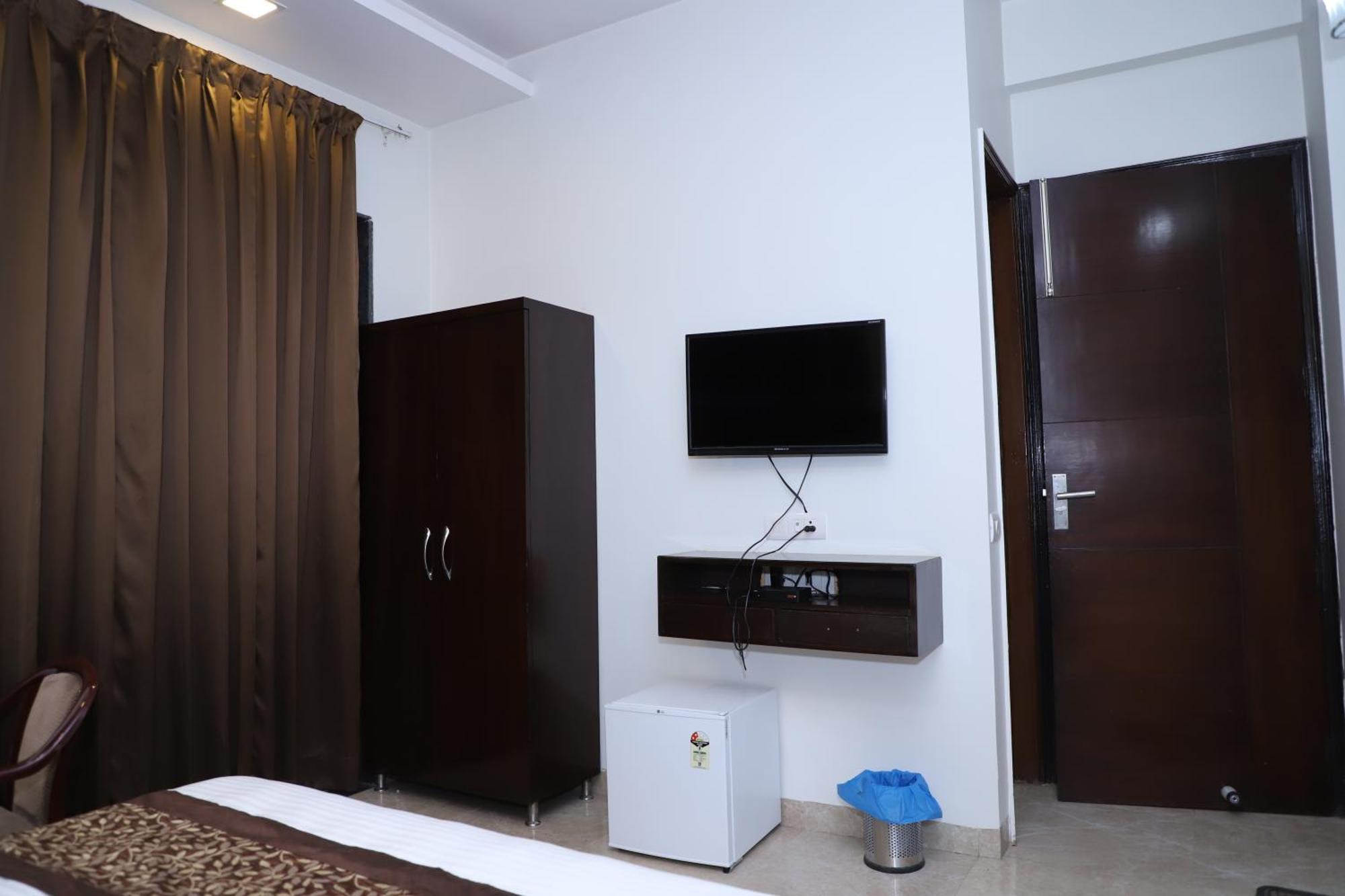Nirvana Rooms Ґурґаон Екстер'єр фото