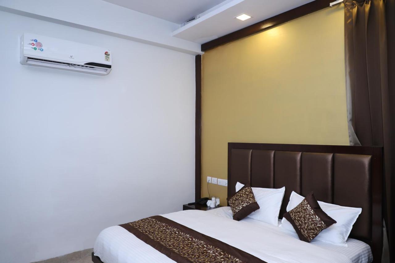 Nirvana Rooms Ґурґаон Екстер'єр фото