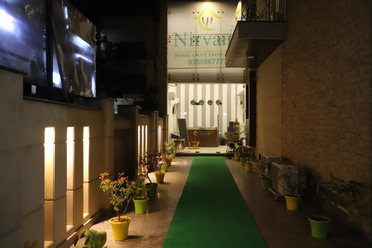Nirvana Rooms Ґурґаон Екстер'єр фото